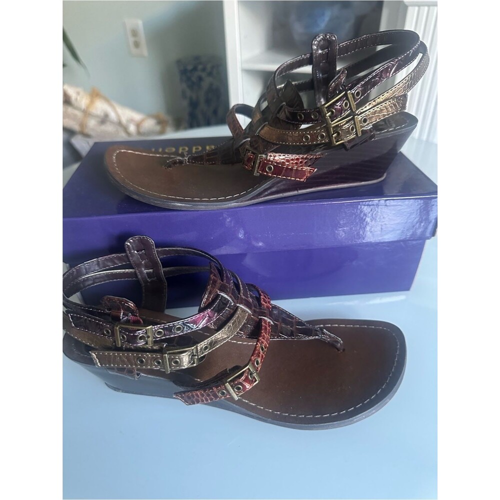 Madden Girl Whizz Croc Gladiator Sandals Brown Multi 7M
